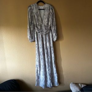 Olivaceous Gray Animal Print Women’s Dress - Size Small